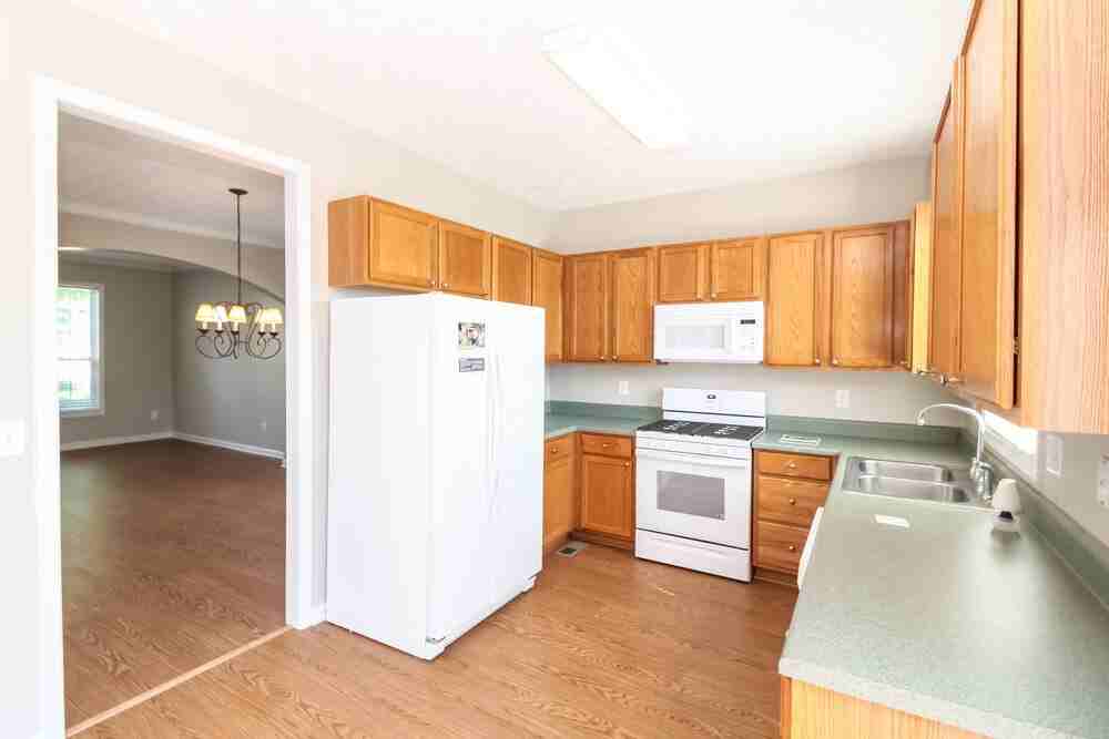 317 Park Creek Rdg - Photo 7 of 18