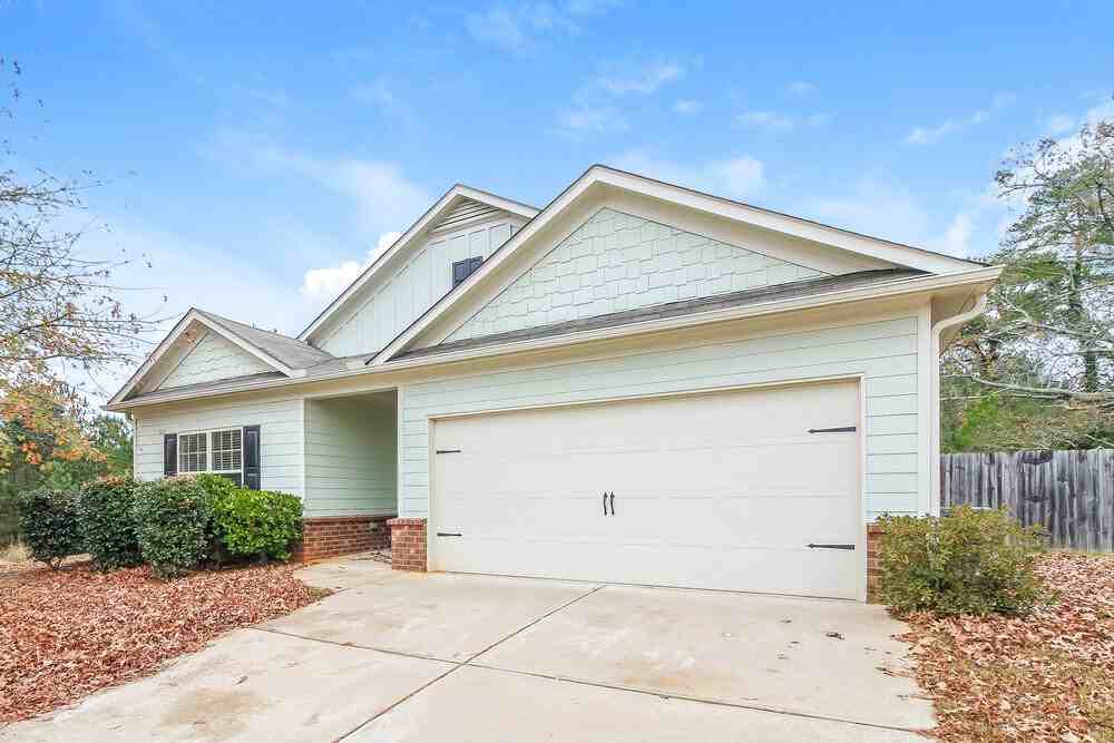 3482 Sandstone Trl Se - Photo 3 of 15