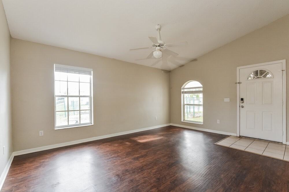 208 Diamond Ridge Blvd - Photo 4 of 19