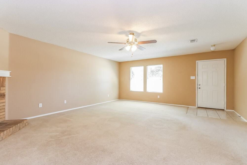 548 Magdalen Ave - Photo 2 of 15