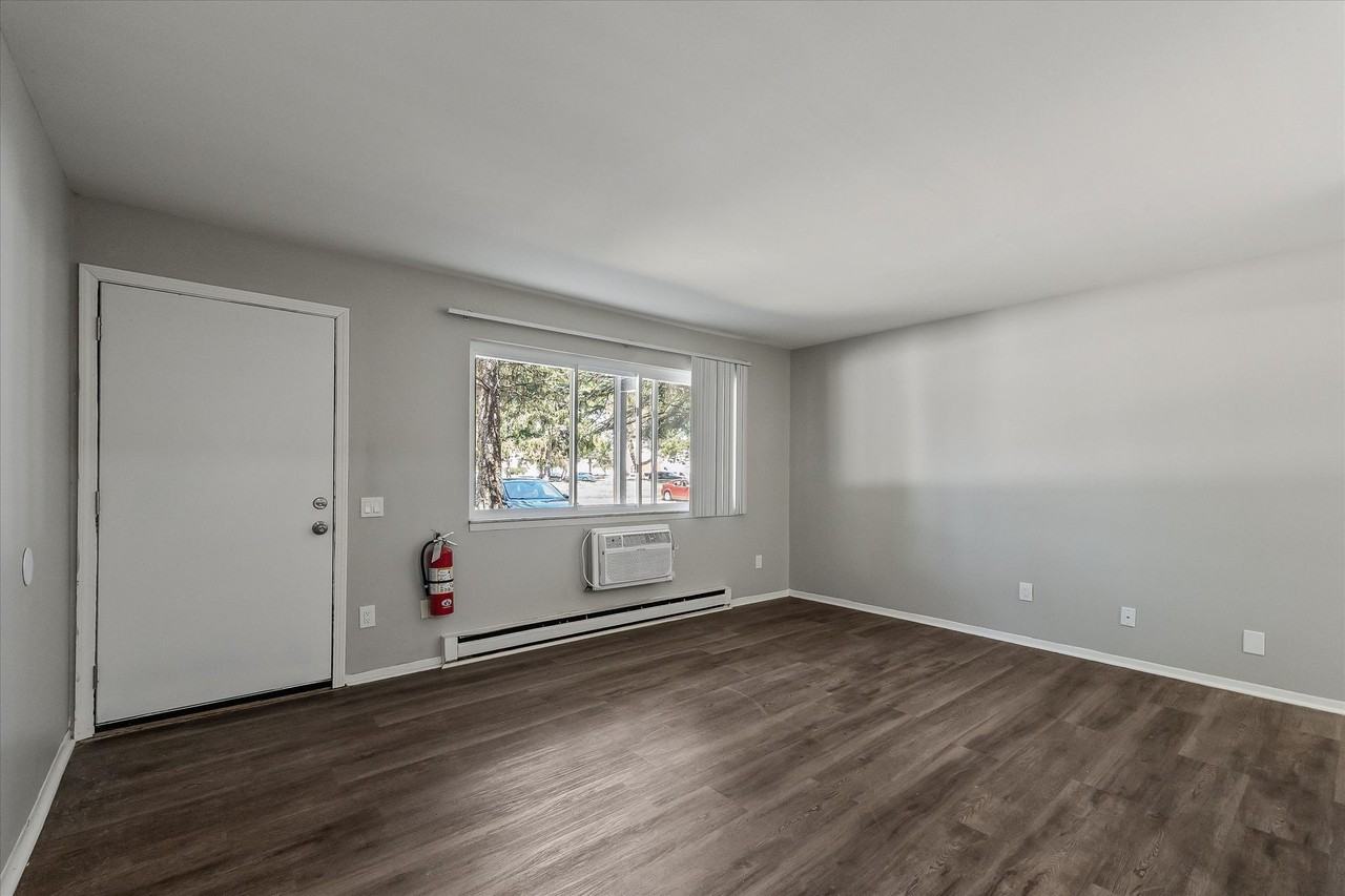 Incredible Madison Heights Location offers Worry Free Efficient Living - Photo 6 of 12