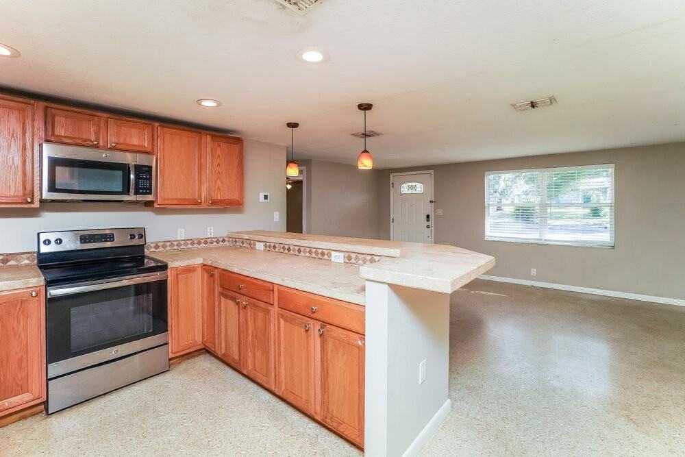 5917 Missouri Ave - Photo 6 of 16