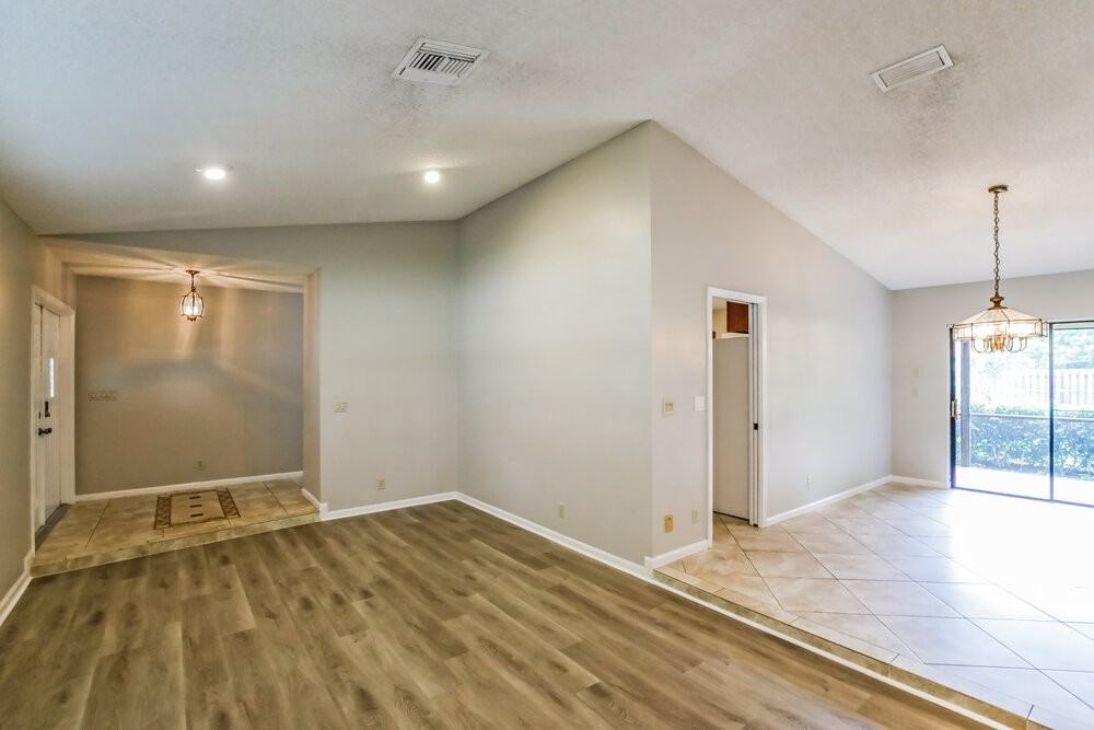 518 Azure Ave - Photo 3 of 16