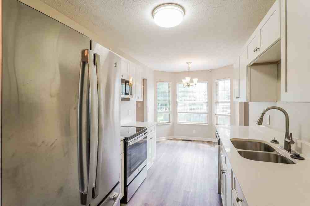 404 Sorensen Way - Photo 6 of 16