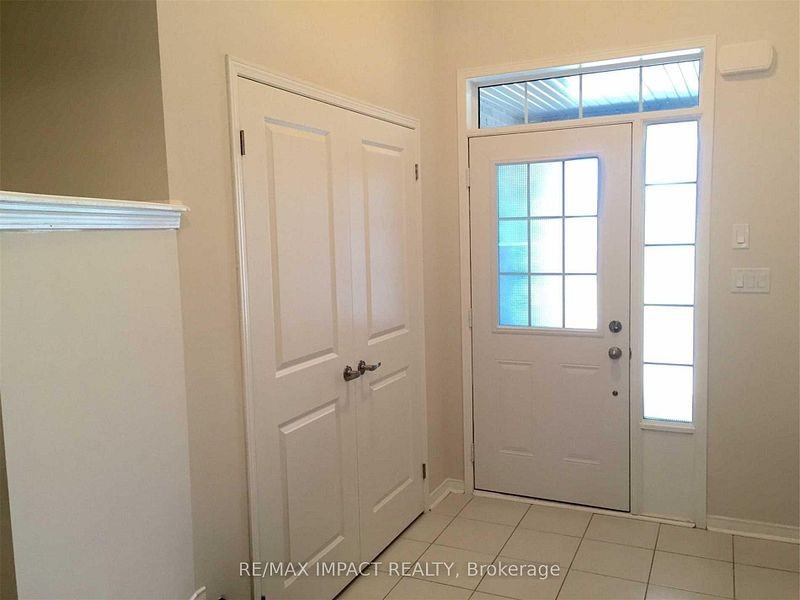 20 Rimrock Crescent - Photo 7 of 16