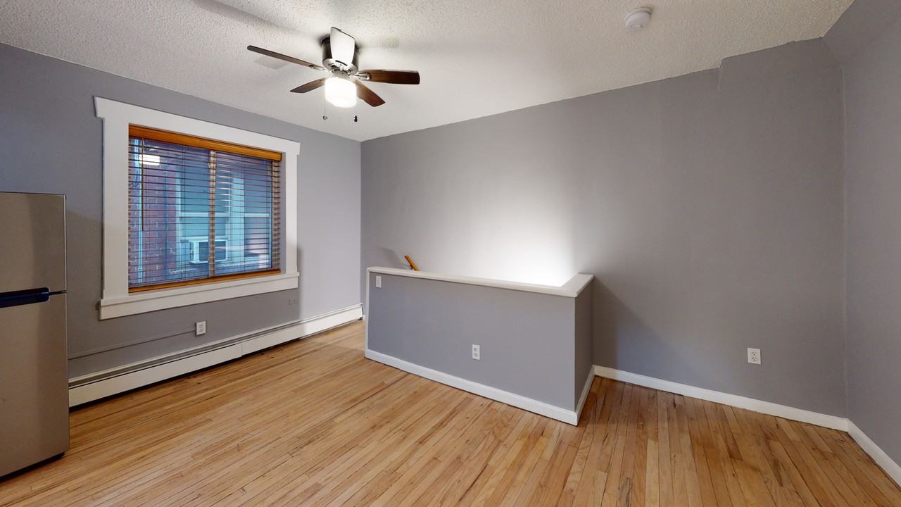 1750 North Pearl Street #5 - Photo 2 of 17