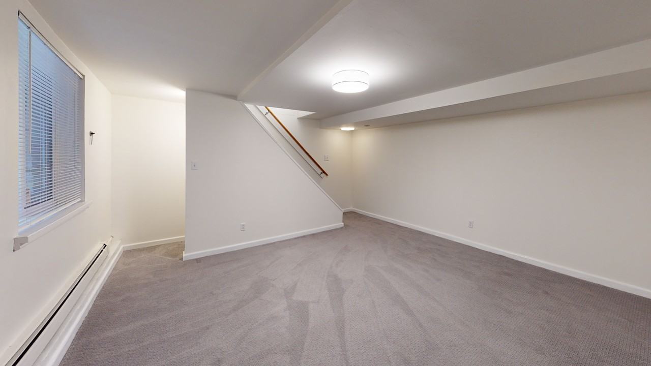 1750 North Pearl Street #5 - Photo 7 of 17
