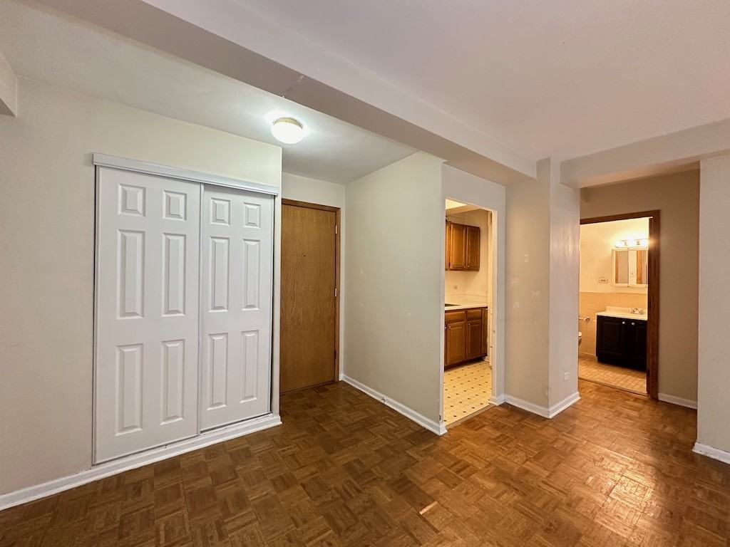 4180 N Marine Dr #312 - Photo 5 of 21