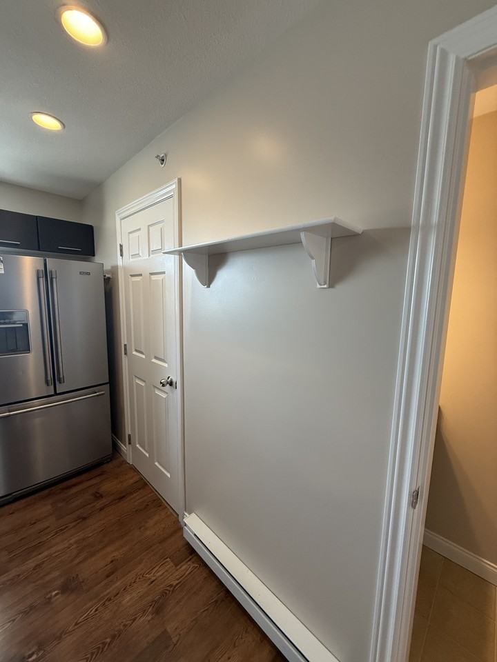 5474 198 Street #401 - Photo 3 of 11