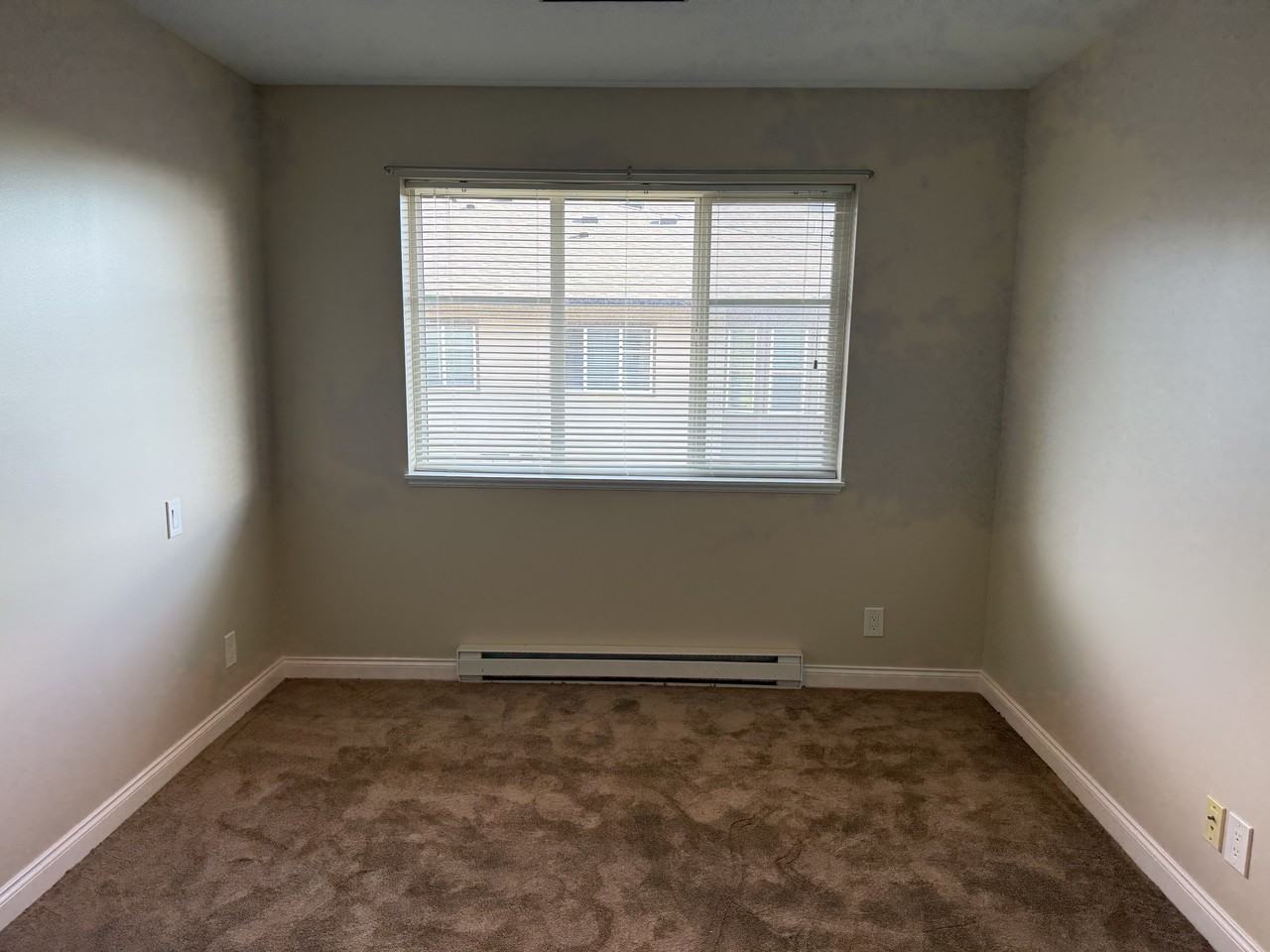 5474 198 Street #401 - Photo 6 of 11