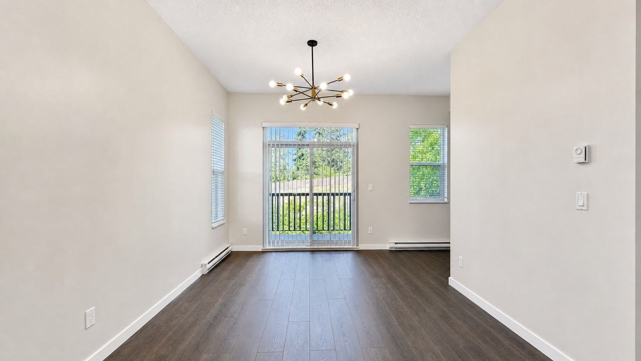 10489 Delsom Crescent #4* - Photo 3 of 31
