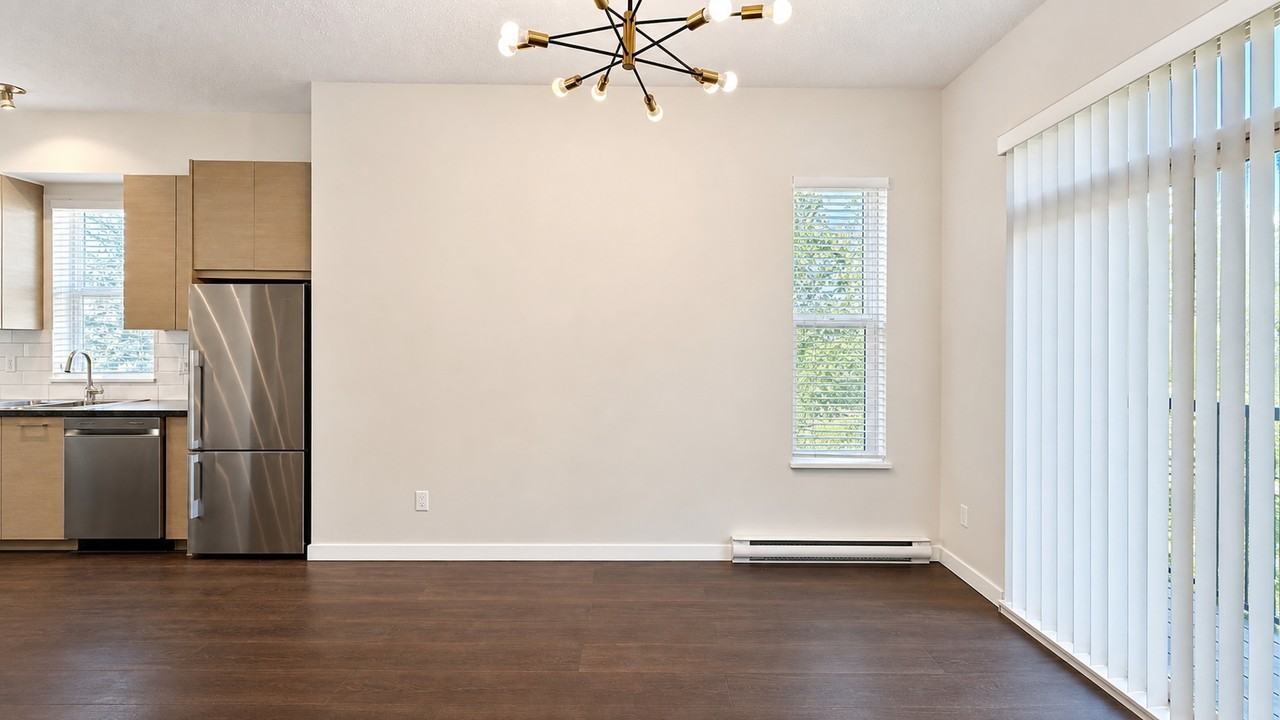 10489 Delsom Crescent #4* - Photo 4 of 31