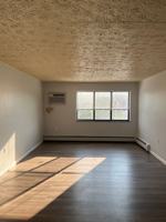 featured image of 335 275- 335 Sterling Ave
