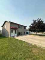 featured image of 915 Defoe St