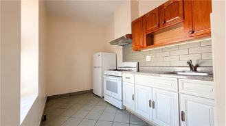 107 Bay 22nd St #4 - Photo 1 of 1