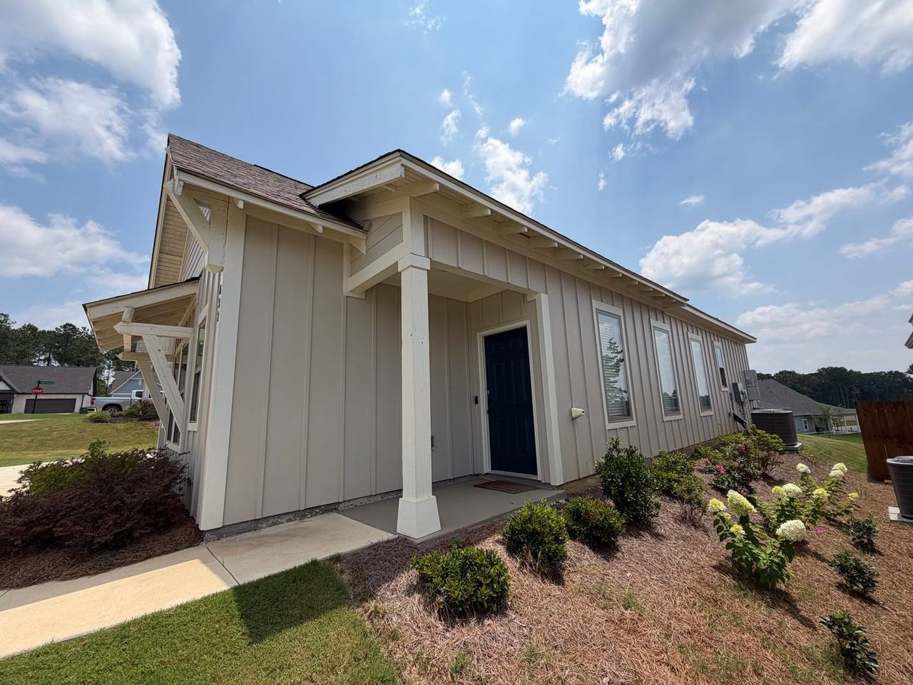 632 Shropshire Dr - Photo 2 of 14