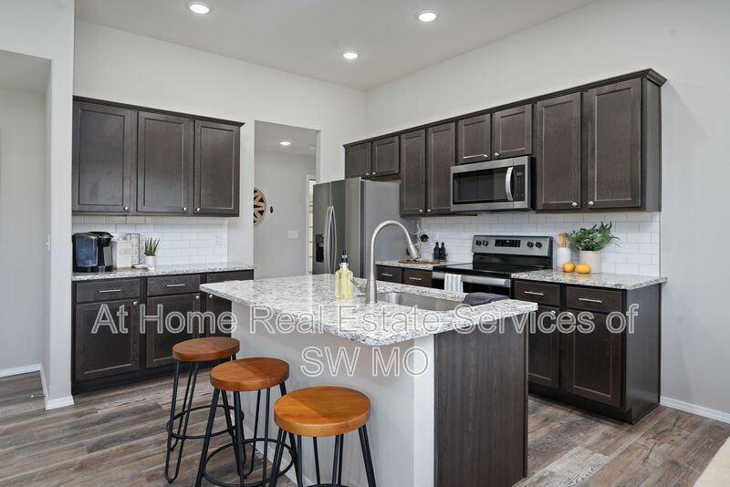 252 Rabbit Run Ct