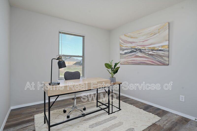 252 Rabbit Run Ct - Photo 2 of 19