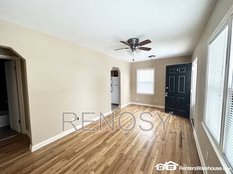 3822 52nd St - Photo 4 of 15