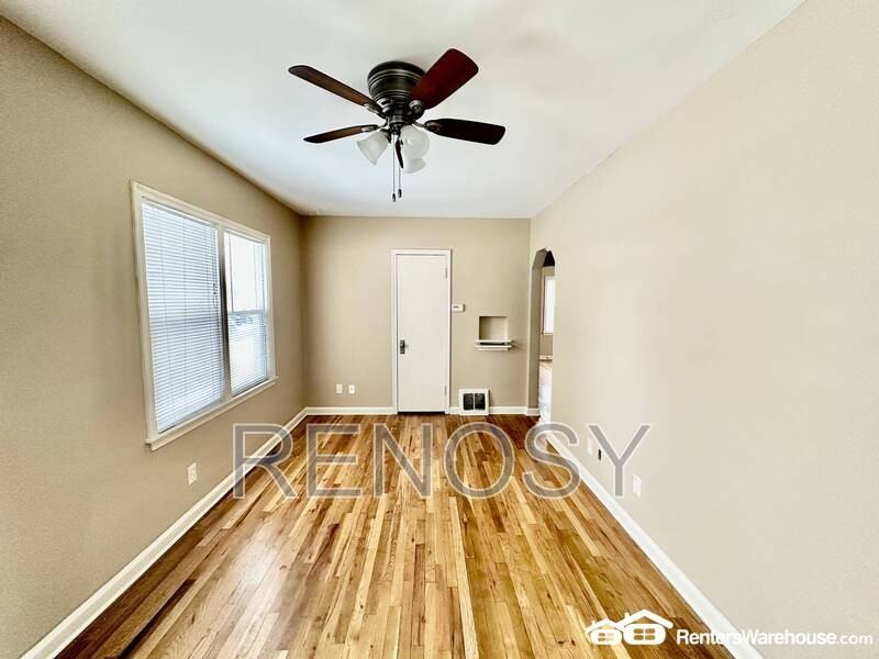 3822 52nd St - Photo 6 of 15