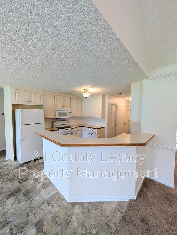 1491 Elena Dr - Photo 3 of 11
