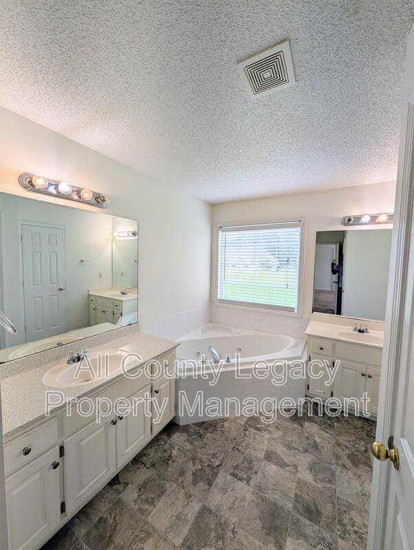 1491 Elena Dr - Photo 7 of 11