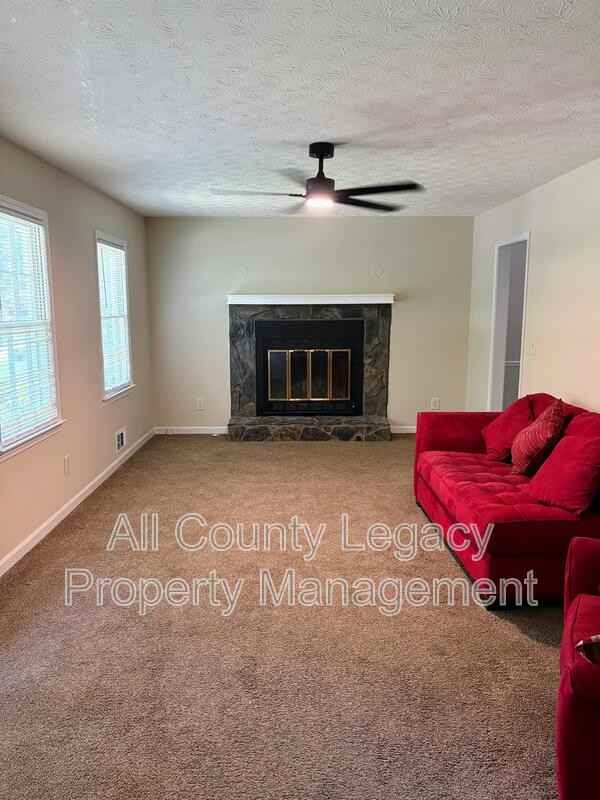 1224 Cone Cir - Photo 2 of 15