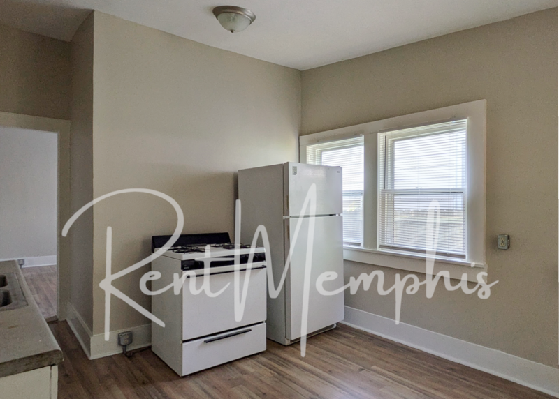997 Meda St - Photo 6 of 9