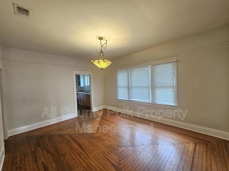 719 S New York Ave - Photo 3 of 14