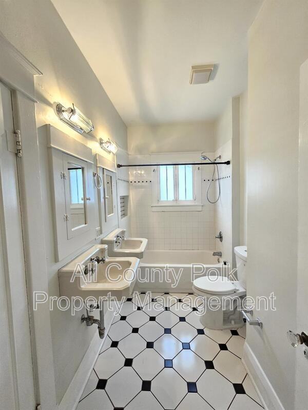 719 S New York Ave - Photo 7 of 14