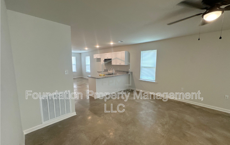 311 Westree St - Photo 6 of 25