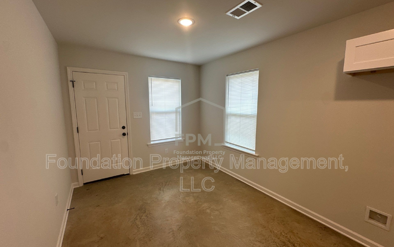 311 Westree St - Photo 7 of 25
