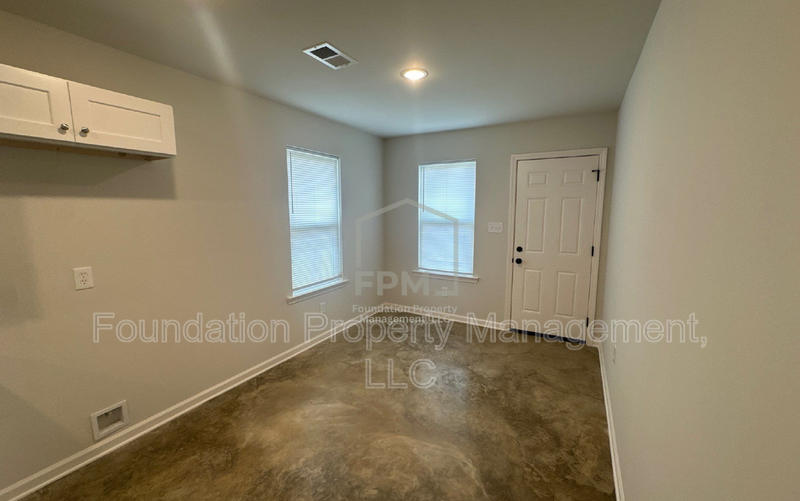 313 Westree St - Photo 5 of 18