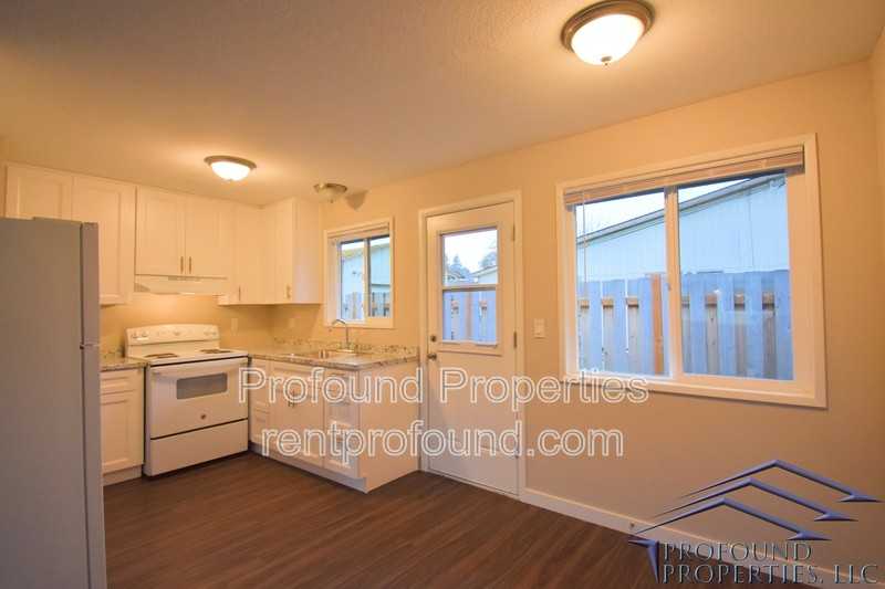 742 Se 13th Ave - Photo 5 of 15