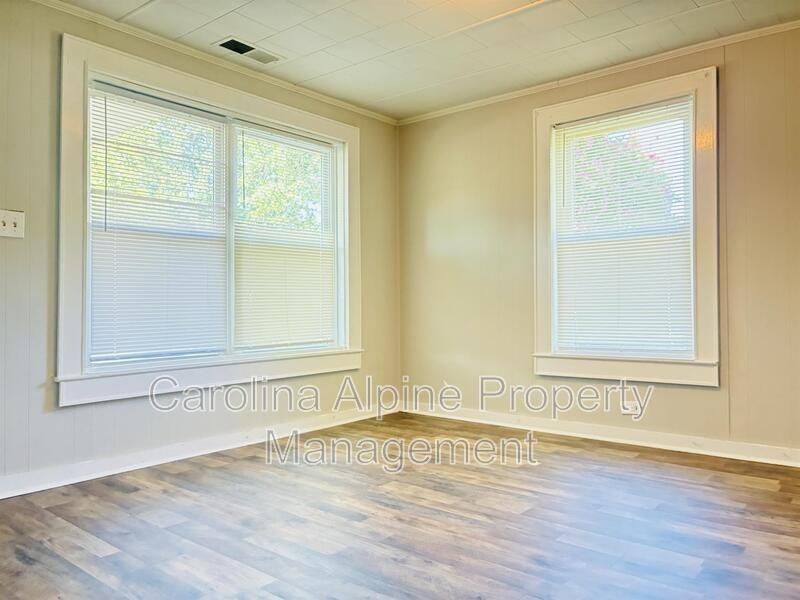 2710 Birchfield Ln - Photo 6 of 22