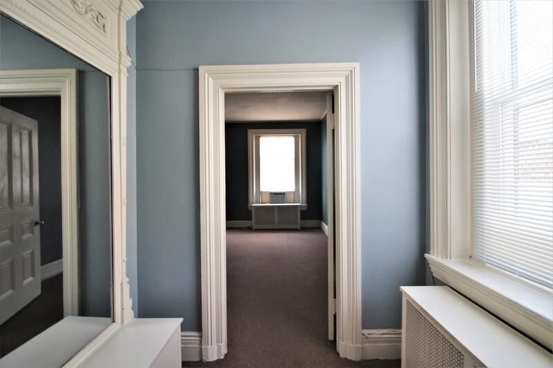 1011 N Charles St #4F - Photo 5 of 20
