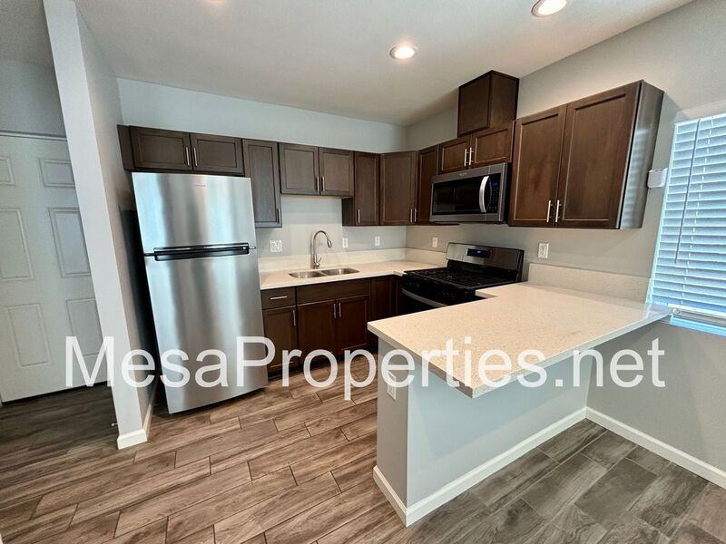 3662 Chateau Ct - Photo 5 of 10