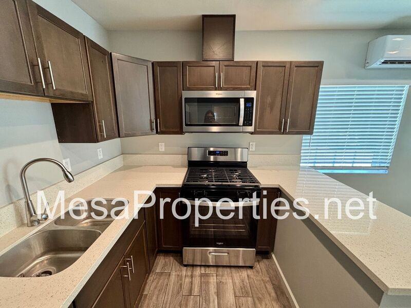 3662 Chateau Ct - Photo 6 of 10