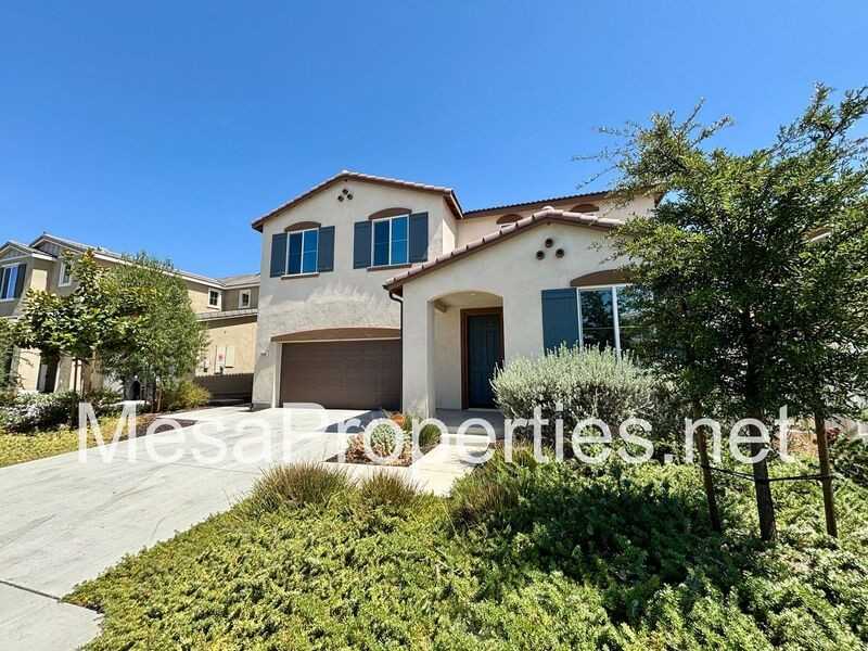 15606 Raptor Rd - Photo 2 of 26