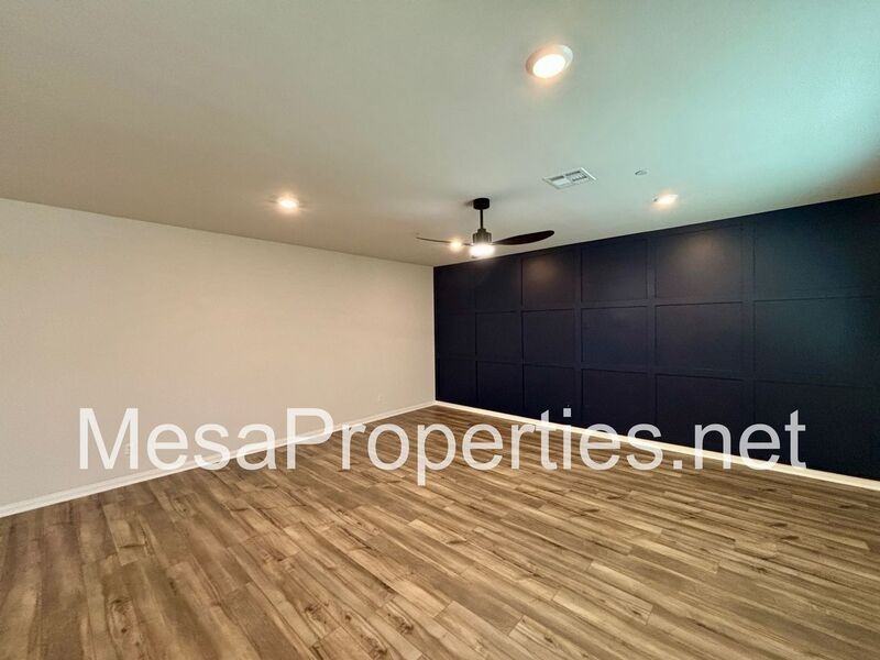 15606 Raptor Rd - Photo 3 of 26