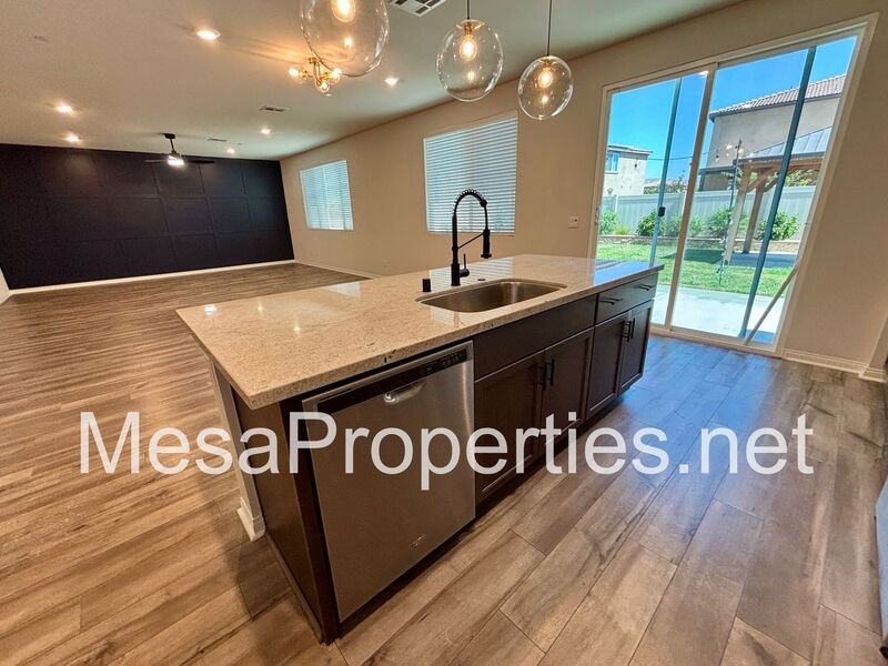 15606 Raptor Rd - Photo 6 of 26