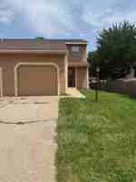 featured image of 2816 Sw Westport Plaza Dr