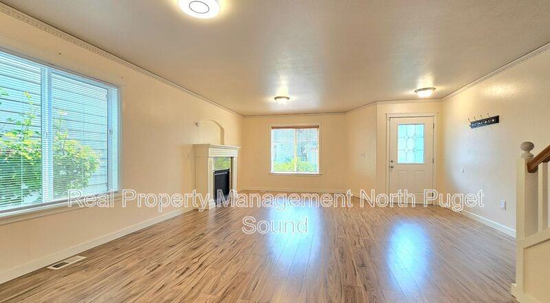 906 116th Pl Se - Photo 4 of 20