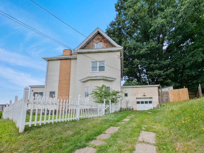 500 Tingley Ave - Photo 2 of 21