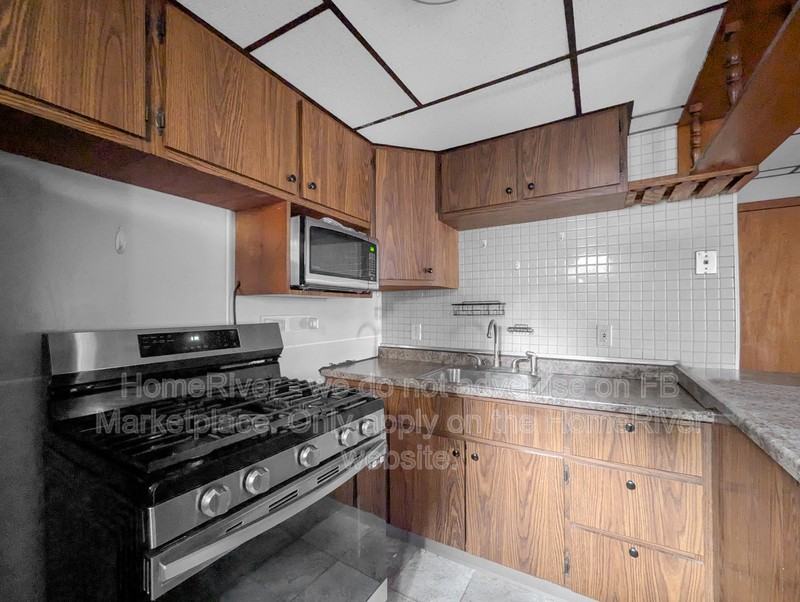 500 Tingley Ave - Photo 3 of 21