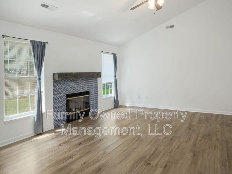 147 Danzid Dr - Photo 6 of 36