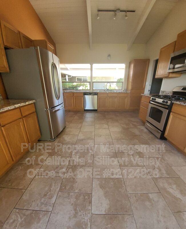 21224 Saratoga Hills Rd - Photo 5 of 23