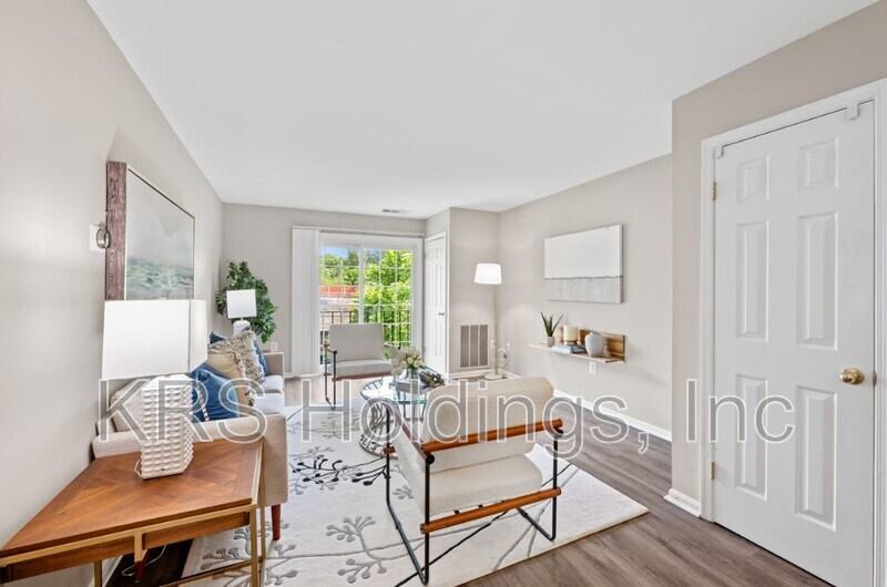 2050 N Calvert St #410 - Photo 3 of 26