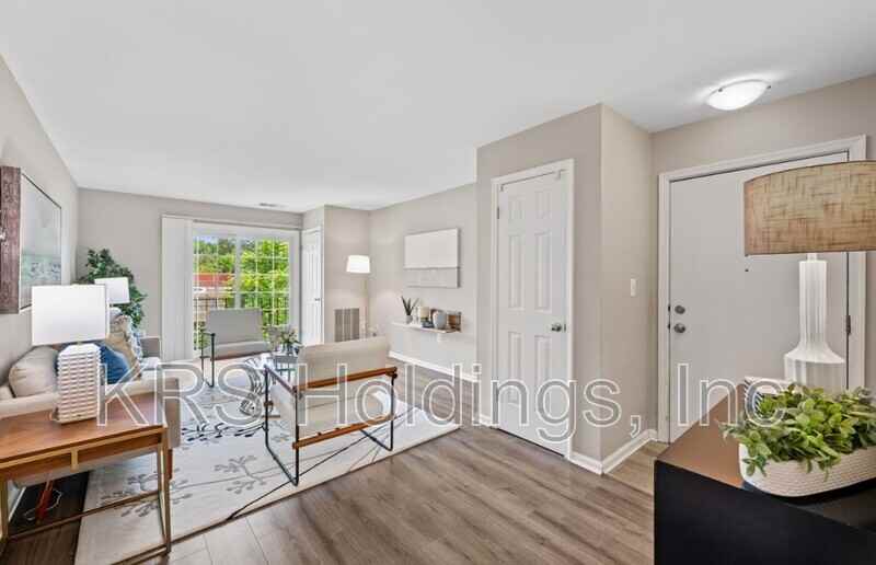 2050 N Calvert St #410 - Photo 4 of 26