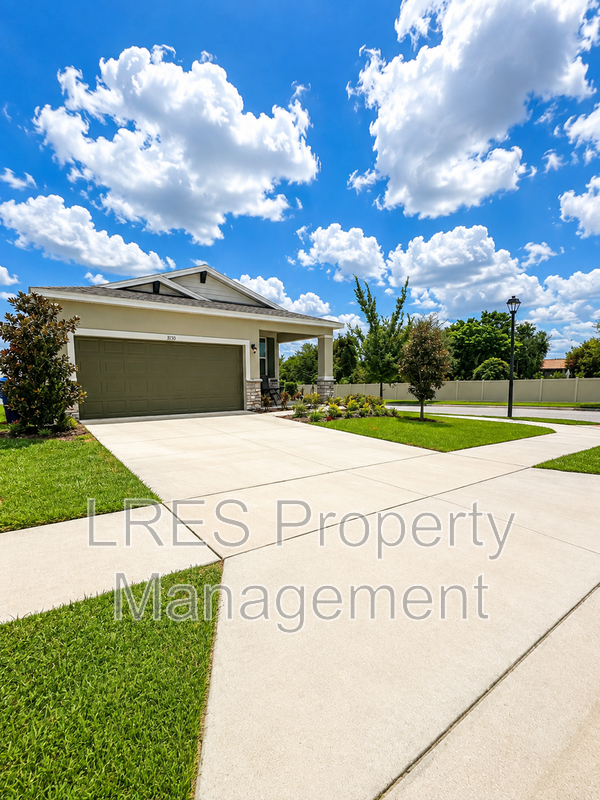 3130 Amaranth St - Photo 3 of 32